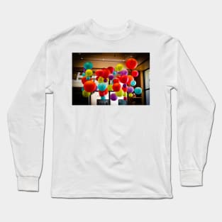 Floating balls Long Sleeve T-Shirt